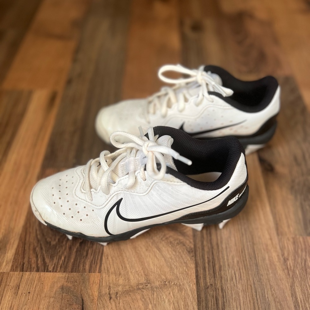 Nike White and Black Cleats